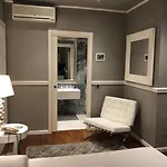 1908 ホテル 4*